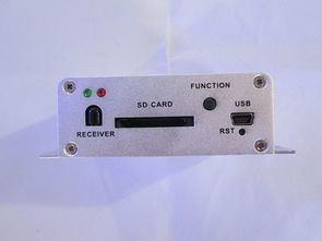 单路车载监控解决方案 带遥控器和报警功能的迷你插卡DVR录像机